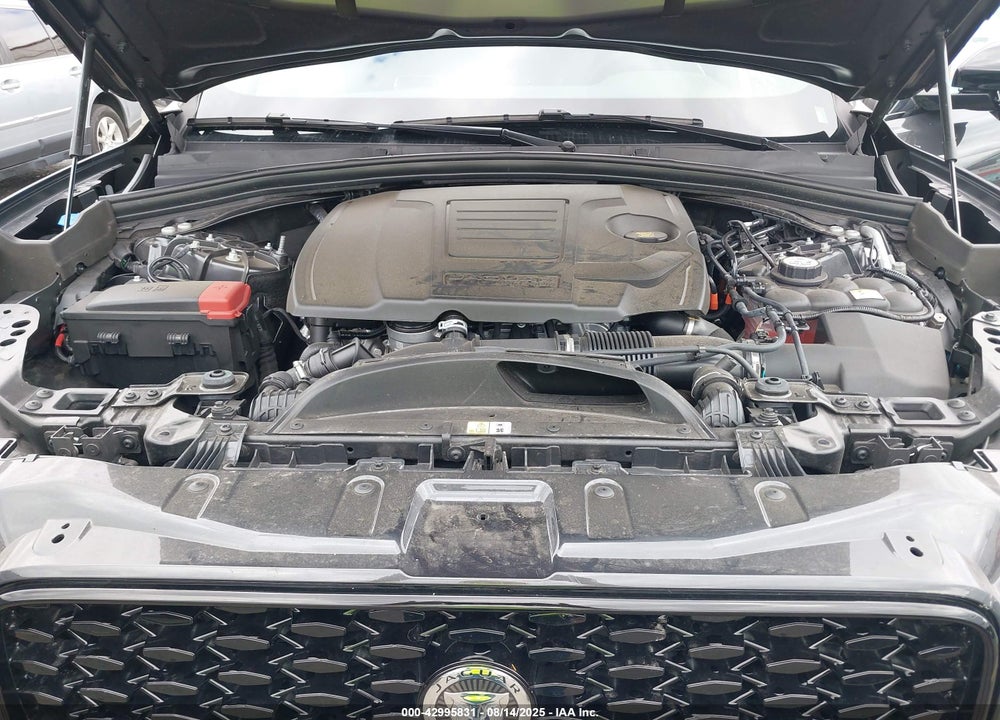 2025 JAGUAR F-PACE VIN: SADCT2EX8SA748213