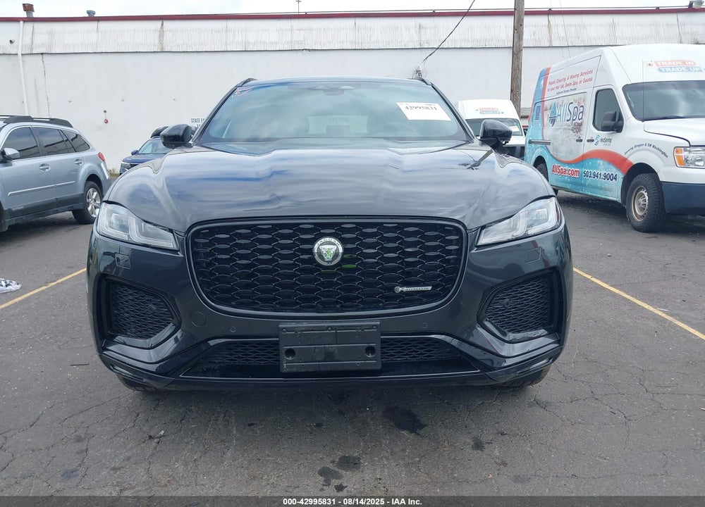 2025 JAGUAR F-PACE VIN: SADCT2EX8SA748213
