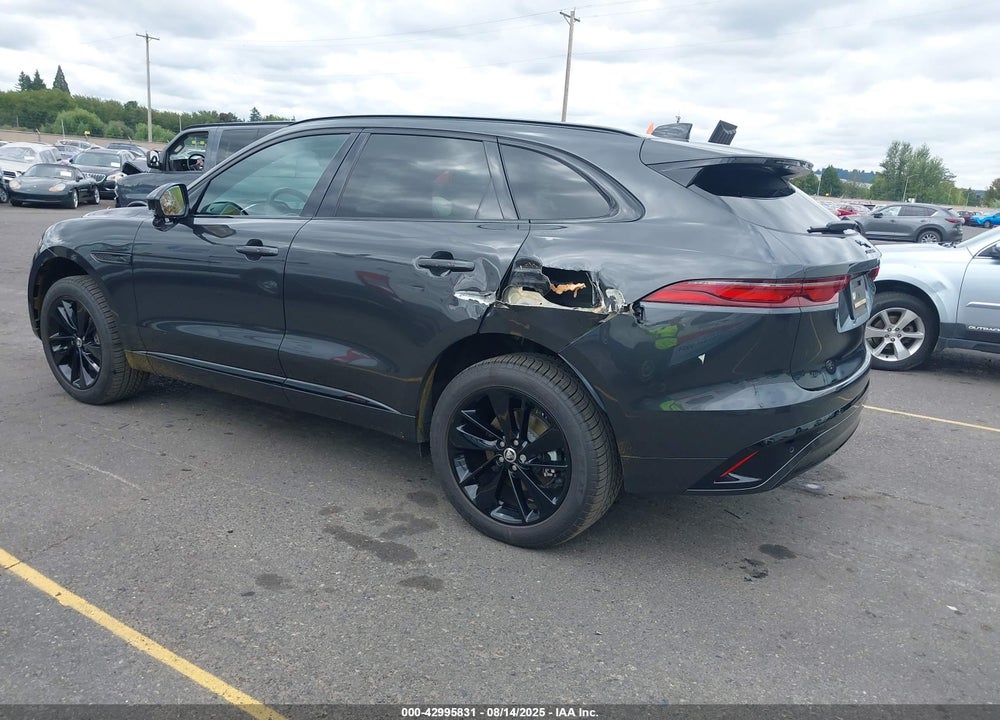 2025 JAGUAR F-PACE VIN: SADCT2EX8SA748213