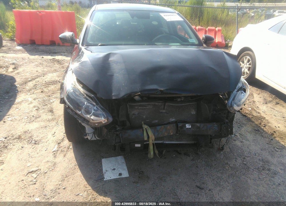 2021 KIA FORTE VIN: 3KPF24AD8ME390405