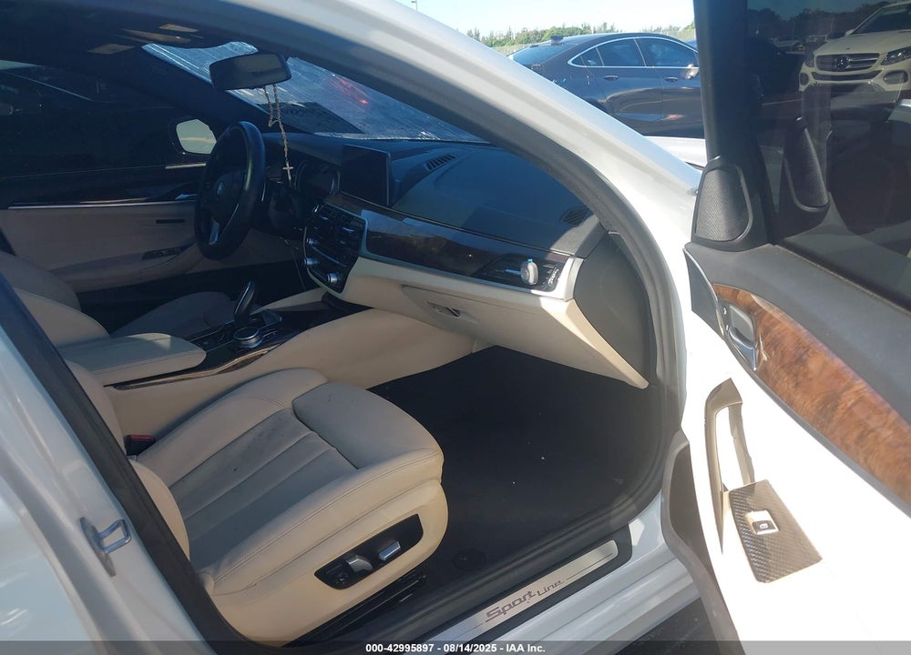 2017 BMW 5 SERIES VIN: WBAJA5C3XHG897896