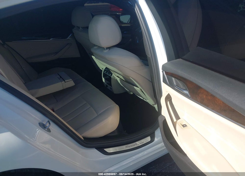 2017 BMW 5 SERIES VIN: WBAJA5C3XHG897896
