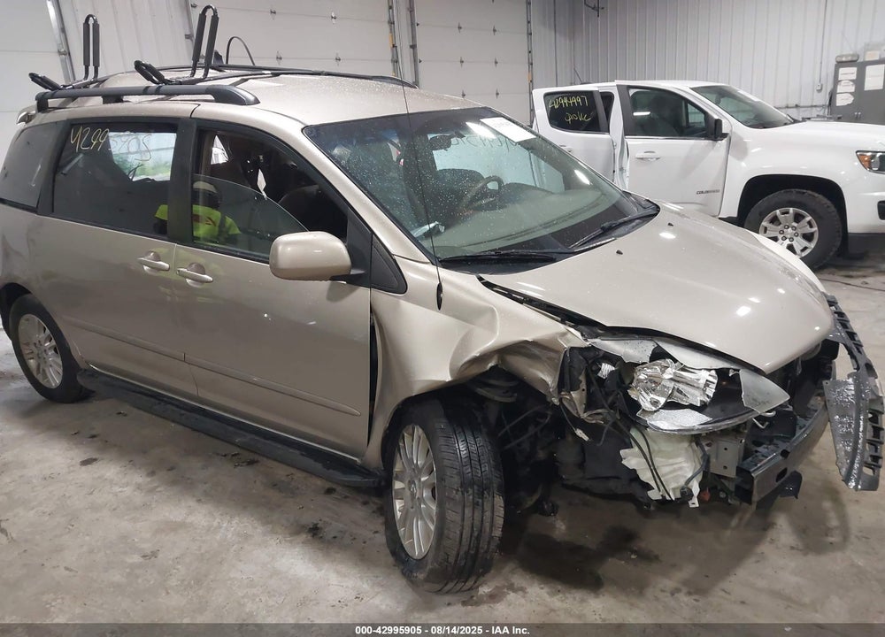 2009 TOYOTA SIENNA XLE VIN: 5TDBK22C29S026860