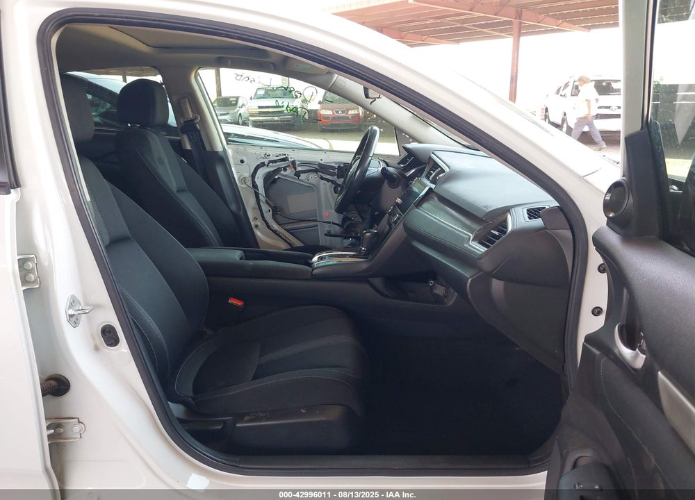 2019 HONDA CIVIC VIN: JHMFC1F30KX012036