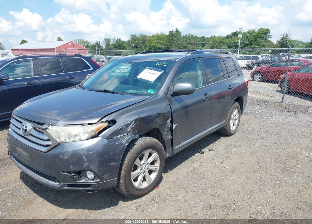 2011 TOYOTA HIGHLANDER VIN: 5TDBK3EH9BS054027