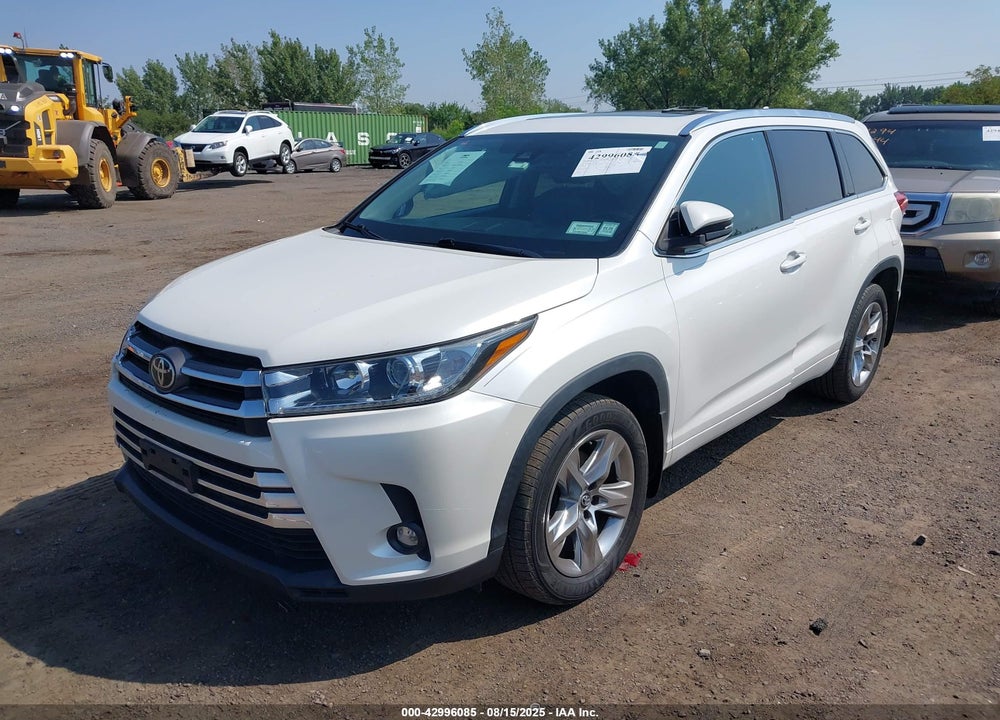 2019 TOYOTA HIGHLANDER VIN: 5TDDZRFH2KS983322