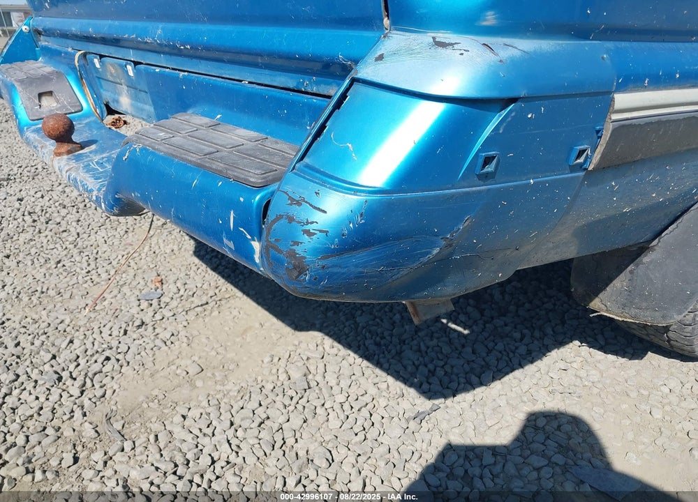 1995 CHEVROLET S TRUCK S10 VIN: 1GCCS1943S8263297