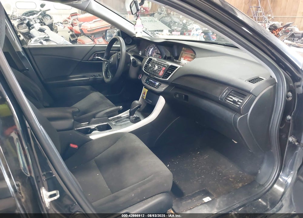2015 HONDA ACCORD VIN: 1HGCR2F78FA169920