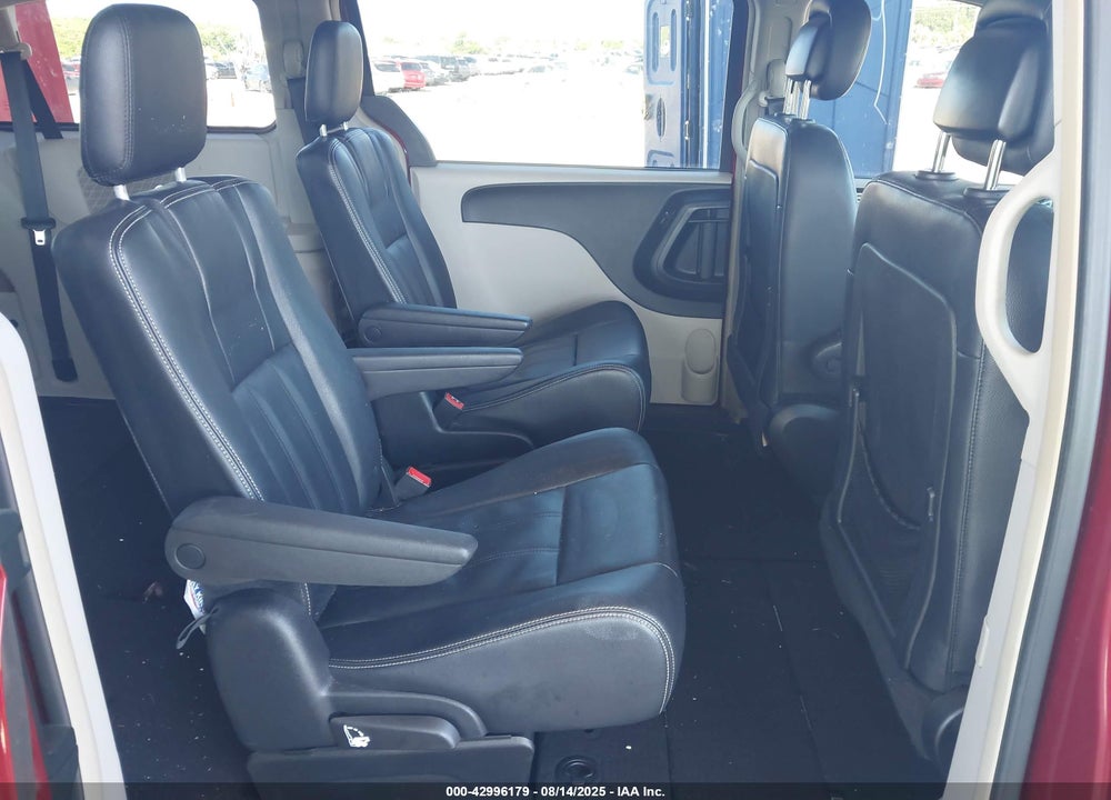 2016 CHRYSLER TOWN & COUNTRY TOURING VIN: 2C4RC1BG2GR119876