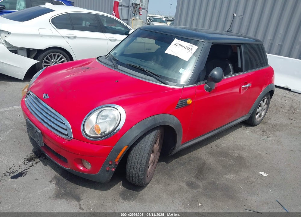 2008 MINI COOPER VIN: WMWMF335X8TT62692