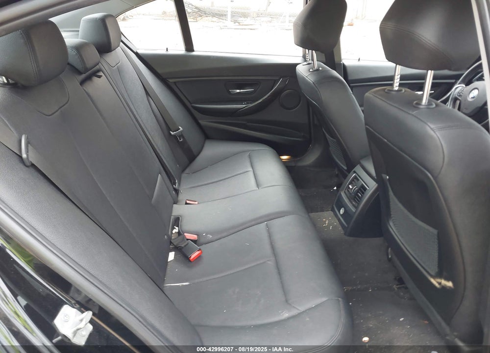 2018 BMW 320I VIN: WBA8E1G52JNU91443