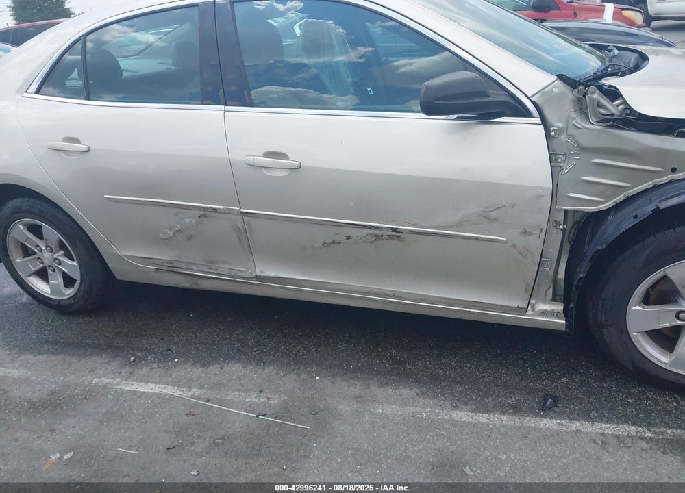 2015 CHEVROLET MALIBU LS VIN: 1G11B5SL0FF307430