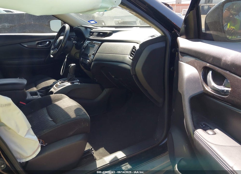 2019 NISSAN ROGUE SV VIN: JN8AT2MT4KW257503