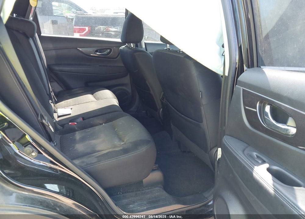 2019 NISSAN ROGUE SV VIN: JN8AT2MT4KW257503