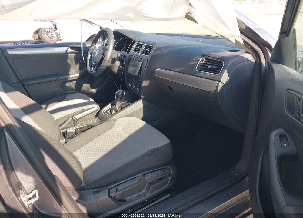 2018 VOLKSWAGEN JETTA 1.4T S VIN: 3VW2B7AJ8JM206679