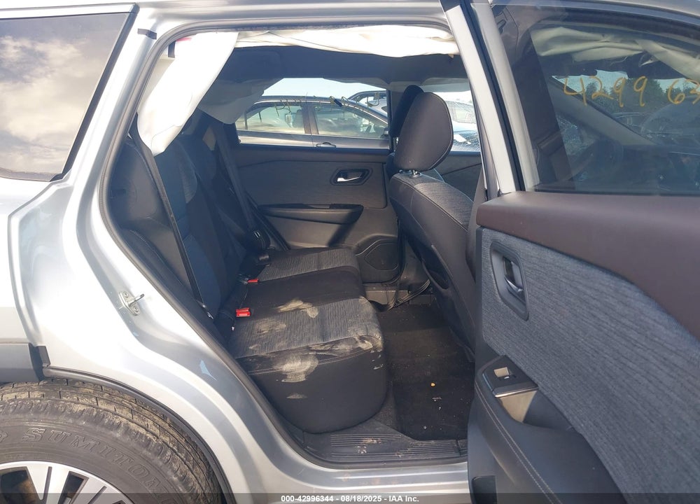 2021 NISSAN ROGUE VIN: JN8AT3BB6MW201727