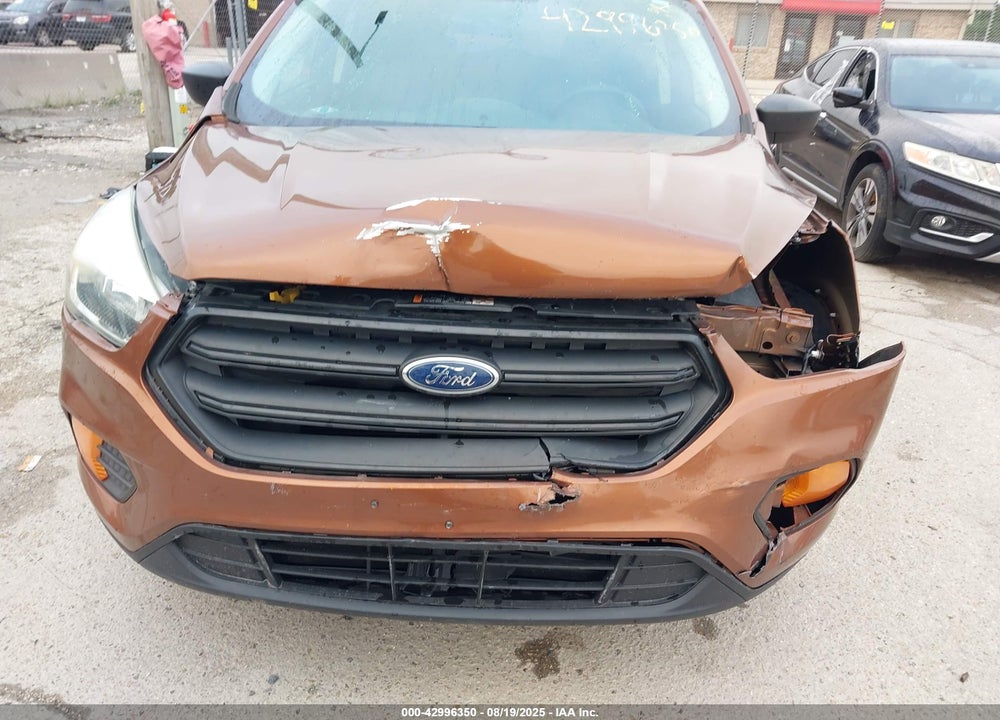2017 FORD ESCAPE VIN: 1FMCU0F75HUA10576