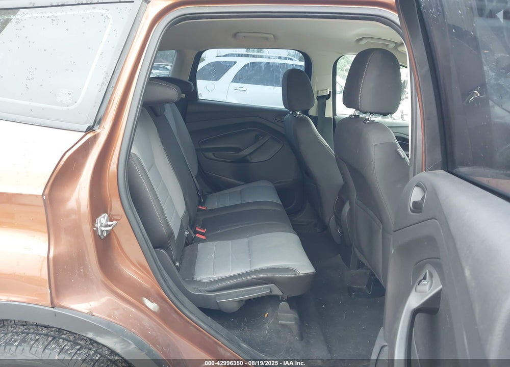 2017 FORD ESCAPE VIN: 1FMCU0F75HUA10576