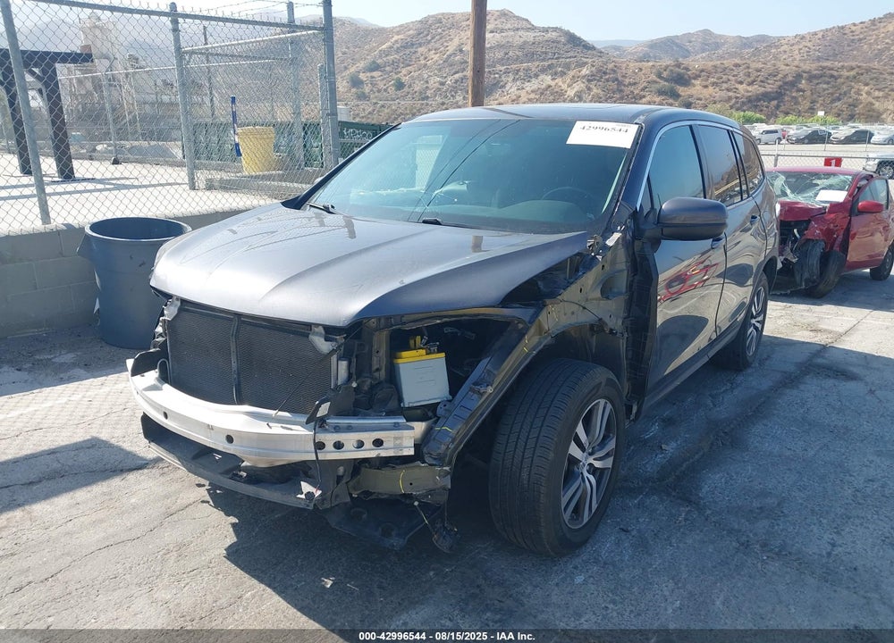 2018 HONDA PILOT VIN: 5FNYF6H57JB044438