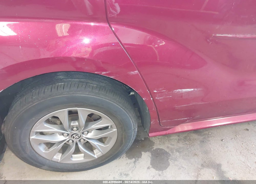 2023 TOYOTA SIENNA XLE VIN: 5TDYSKFC4PS087628