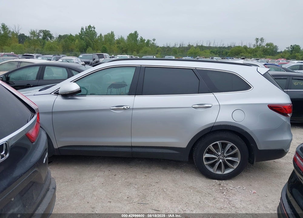 2017 HYUNDAI SANTA FE VIN: KM8SNDHF0HU203190