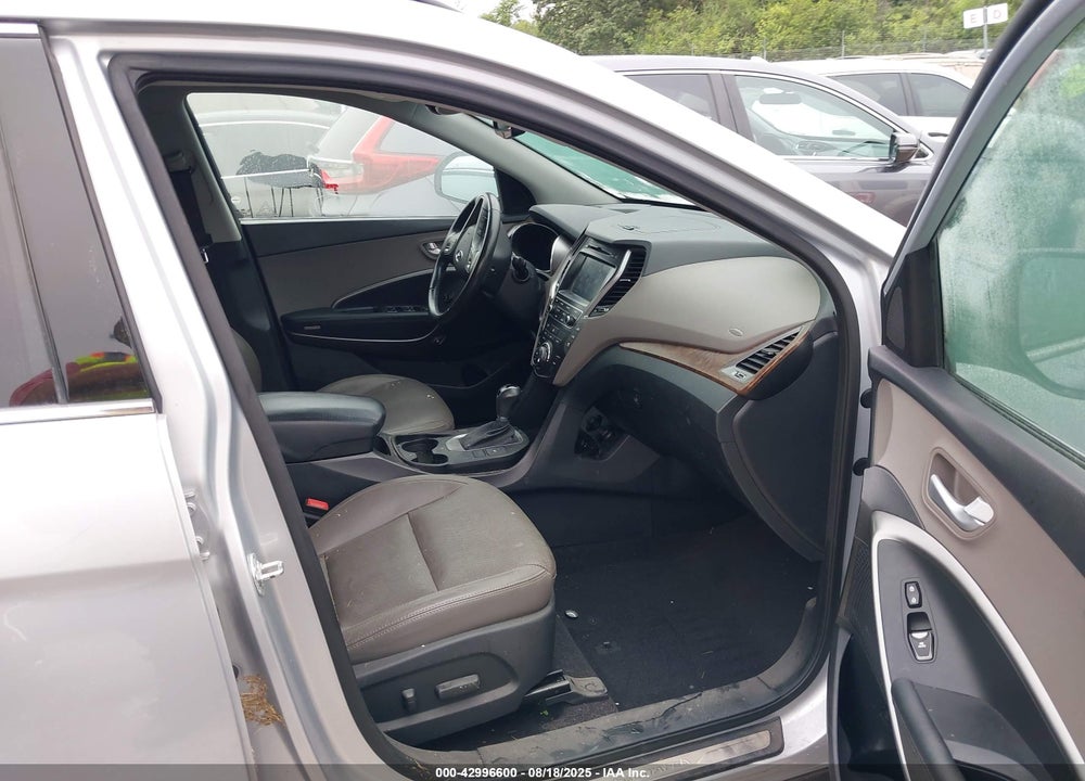 2017 HYUNDAI SANTA FE VIN: KM8SNDHF0HU203190