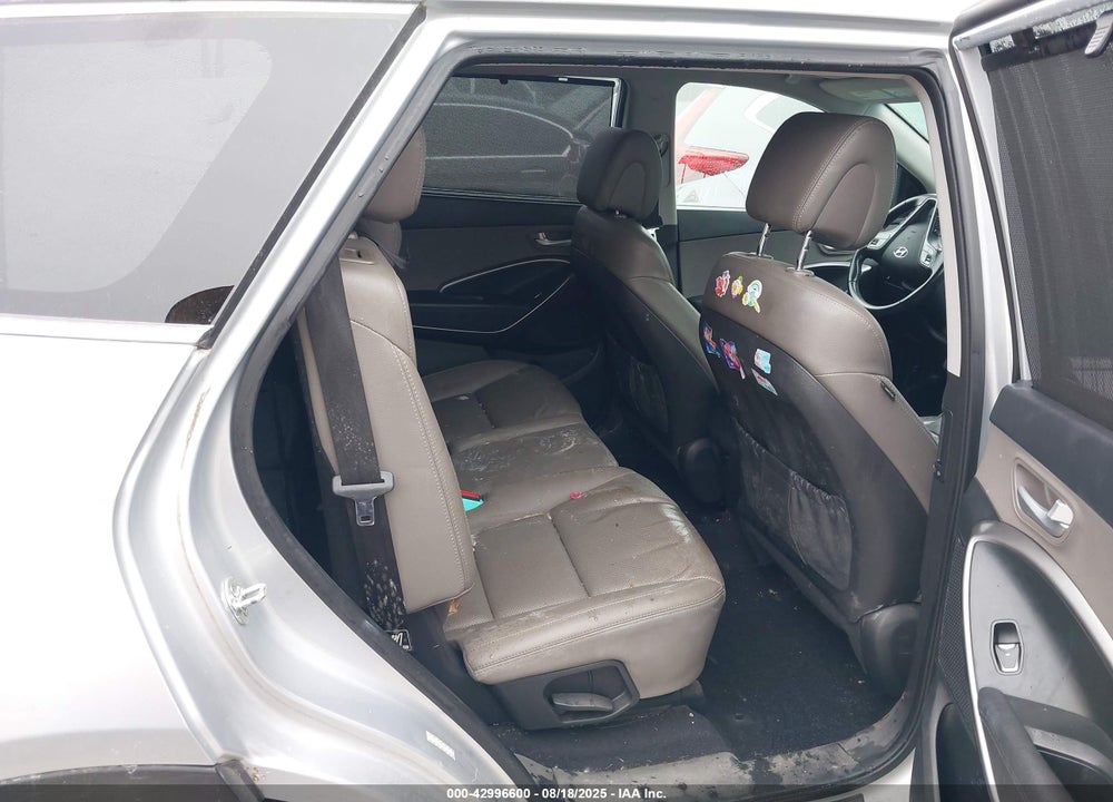 2017 HYUNDAI SANTA FE VIN: KM8SNDHF0HU203190