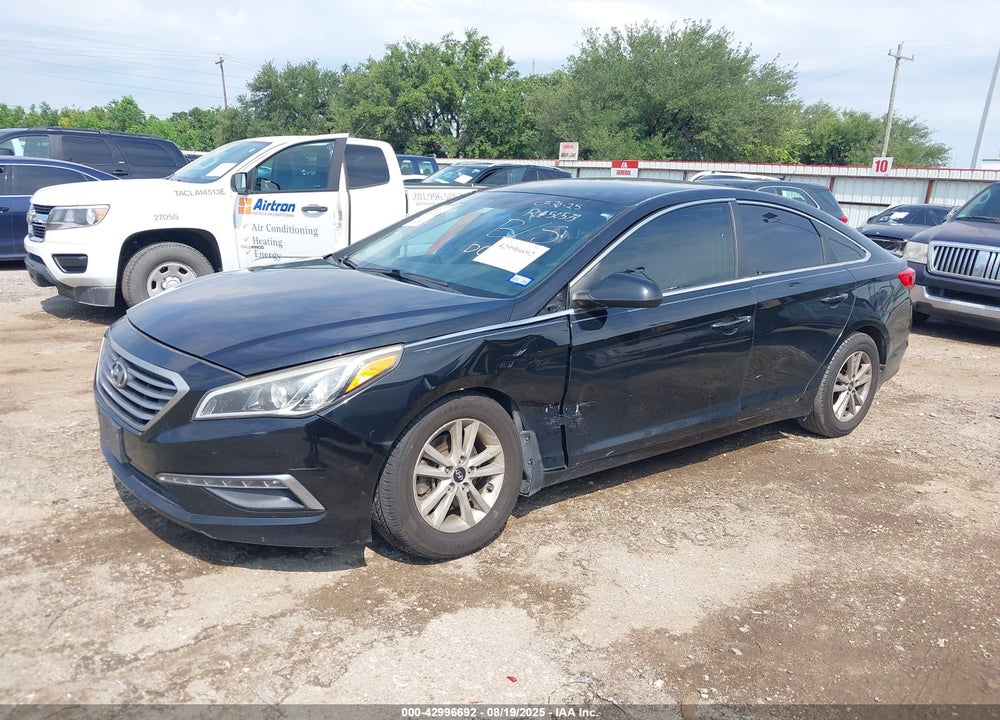 2015 HYUNDAI SONATA VIN: 5NPE24AF4FH240383