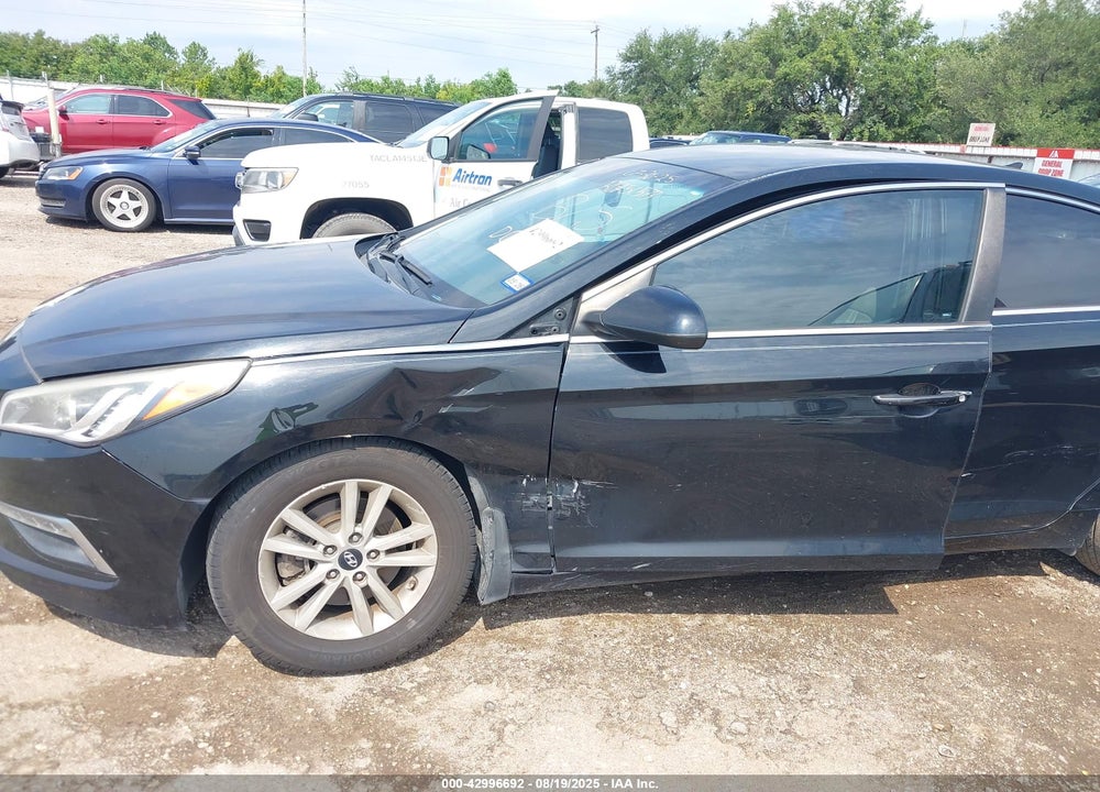 2015 HYUNDAI SONATA VIN: 5NPE24AF4FH240383
