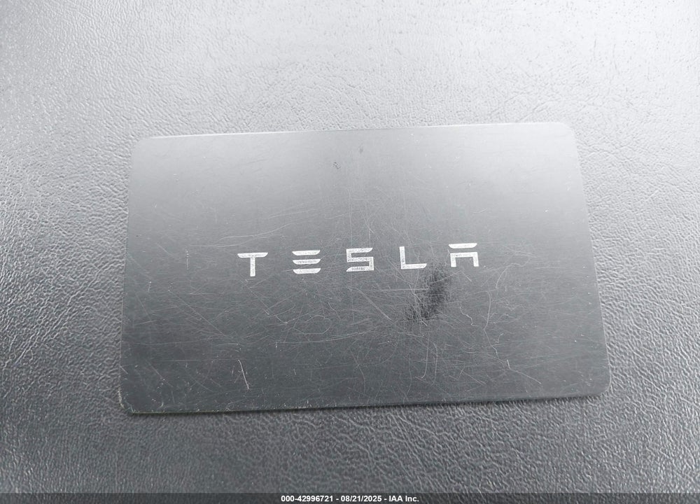 2021 TESLA MODEL Y VIN: 5YJYGDEE8MF066264