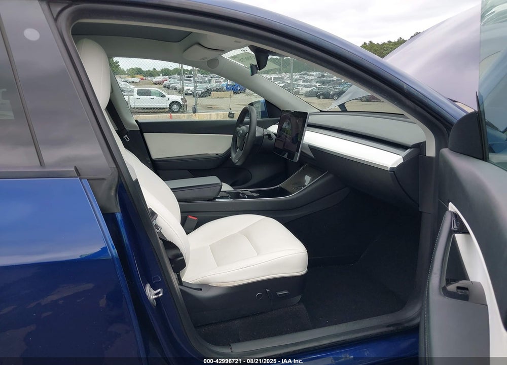 2021 TESLA MODEL Y VIN: 5YJYGDEE8MF066264