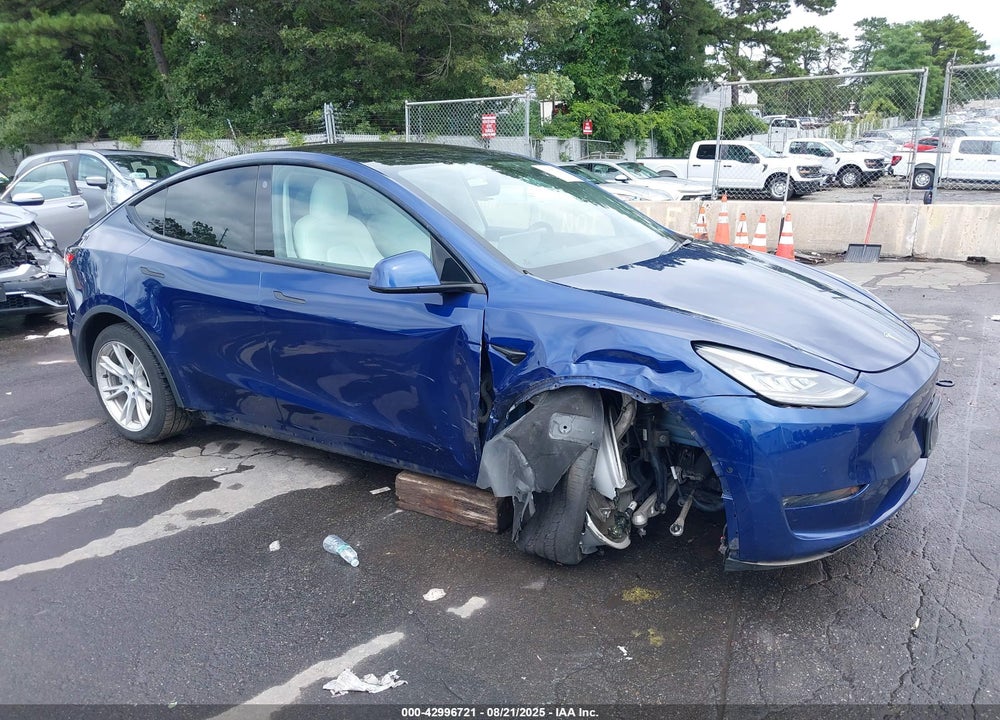 2021 TESLA MODEL Y VIN: 5YJYGDEE8MF066264