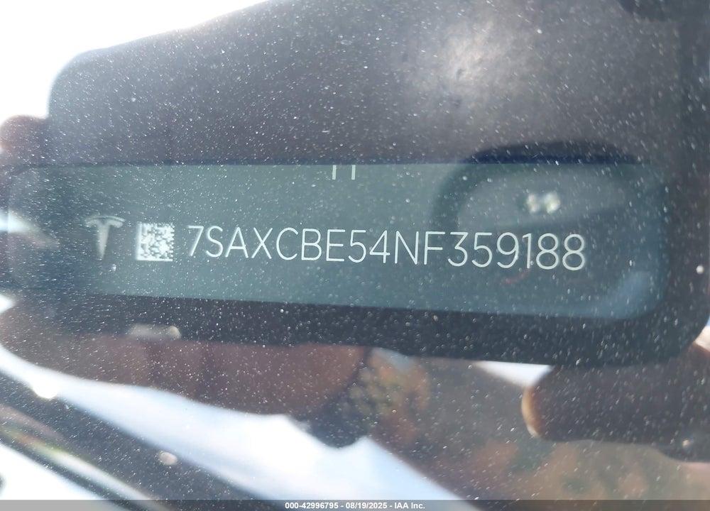 2022 TESLA MODEL X VIN: 7SAXCBE54NF359188