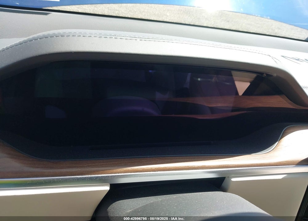 2022 TESLA MODEL X VIN: 7SAXCBE54NF359188
