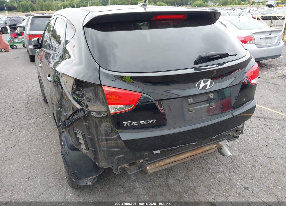 2015 HYUNDAI TUCSON VIN: KM8JT3AF4FU026209