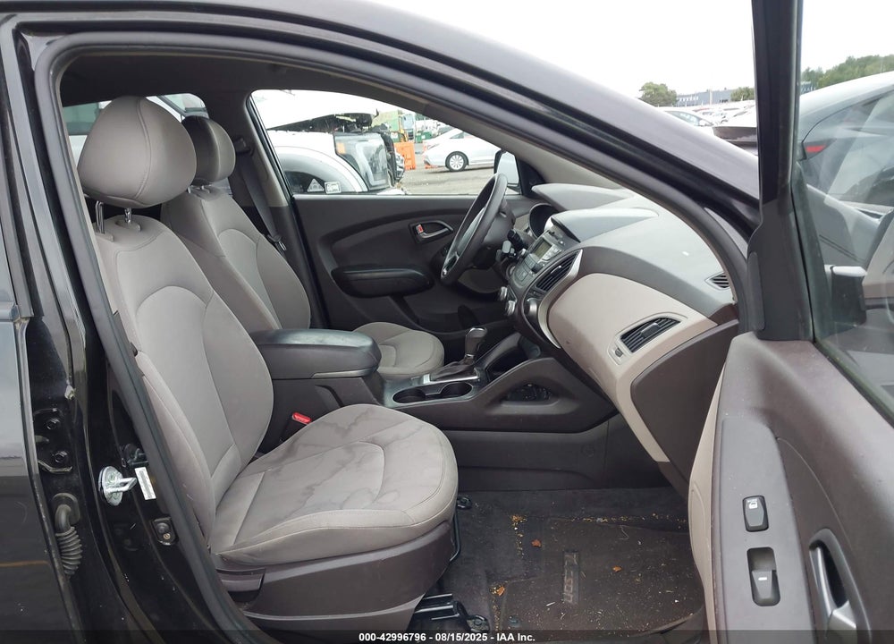 2015 HYUNDAI TUCSON VIN: KM8JT3AF4FU026209