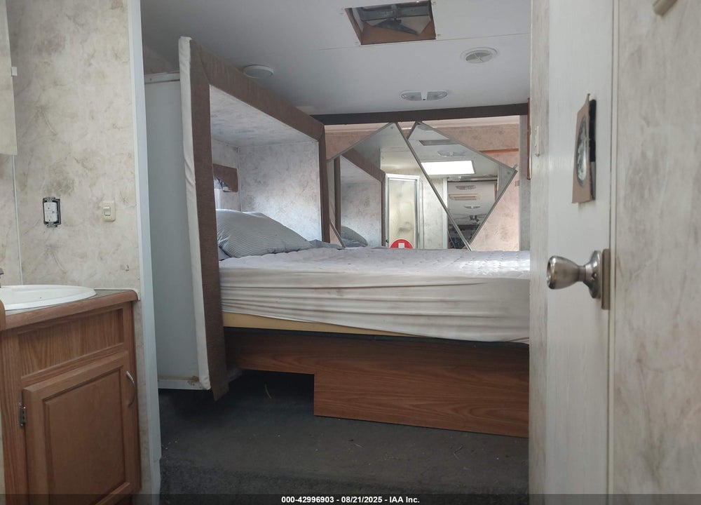 2006 ECLIPSE TRAVEL TRAILER VIN: 5LZBF33376S004786