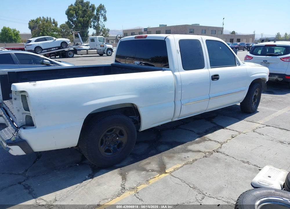 2004 GMC SIERRA 1500 SLE VIN: 2GTEC19V241107353