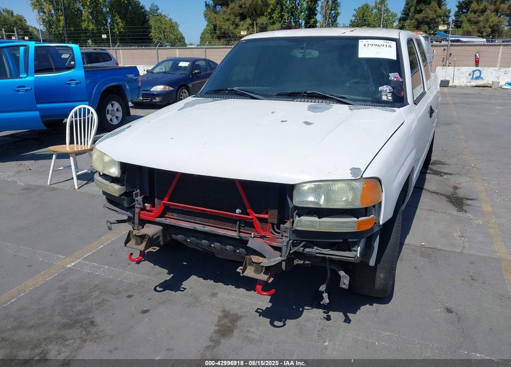 2004 GMC SIERRA 1500 SLE VIN: 2GTEC19V241107353