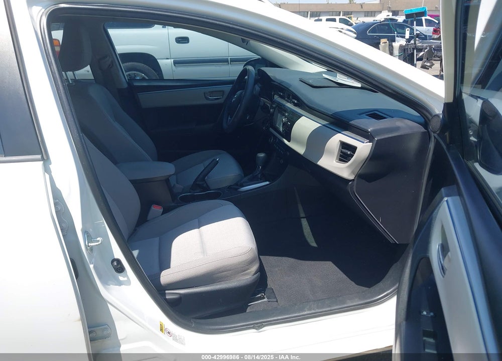 2015 TOYOTA COROLLA VIN: 5YFBURHE3FP365725