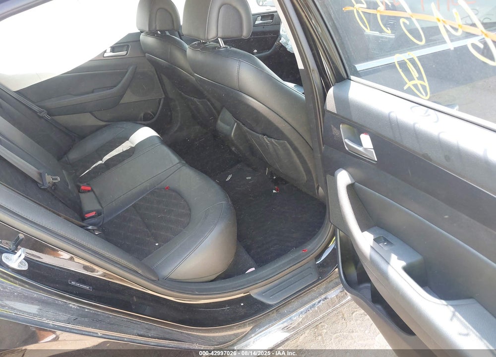 2017 HYUNDAI SONATA VIN: 5NPE34AF2HH464638