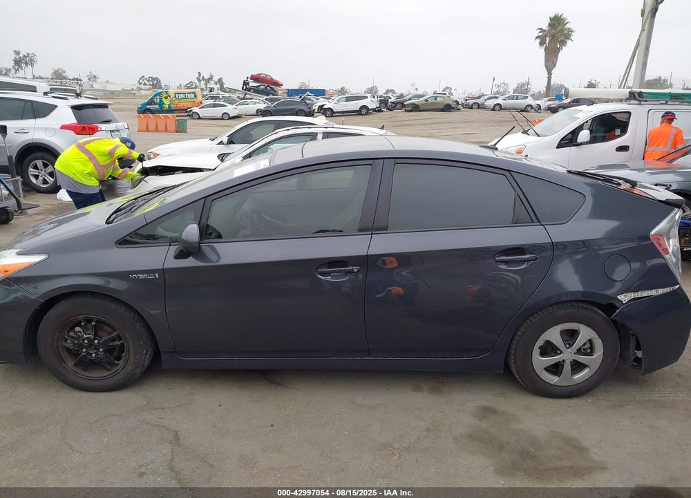 2015 TOYOTA PRIUS VIN: JTDKN3DU9F1910029