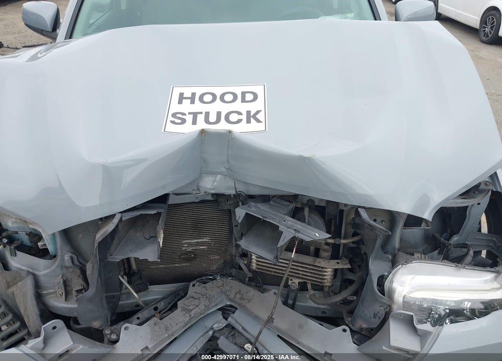 2020 TOYOTA TACOMA SR5 V6 VIN: 3TMCZ5AN6LM300993