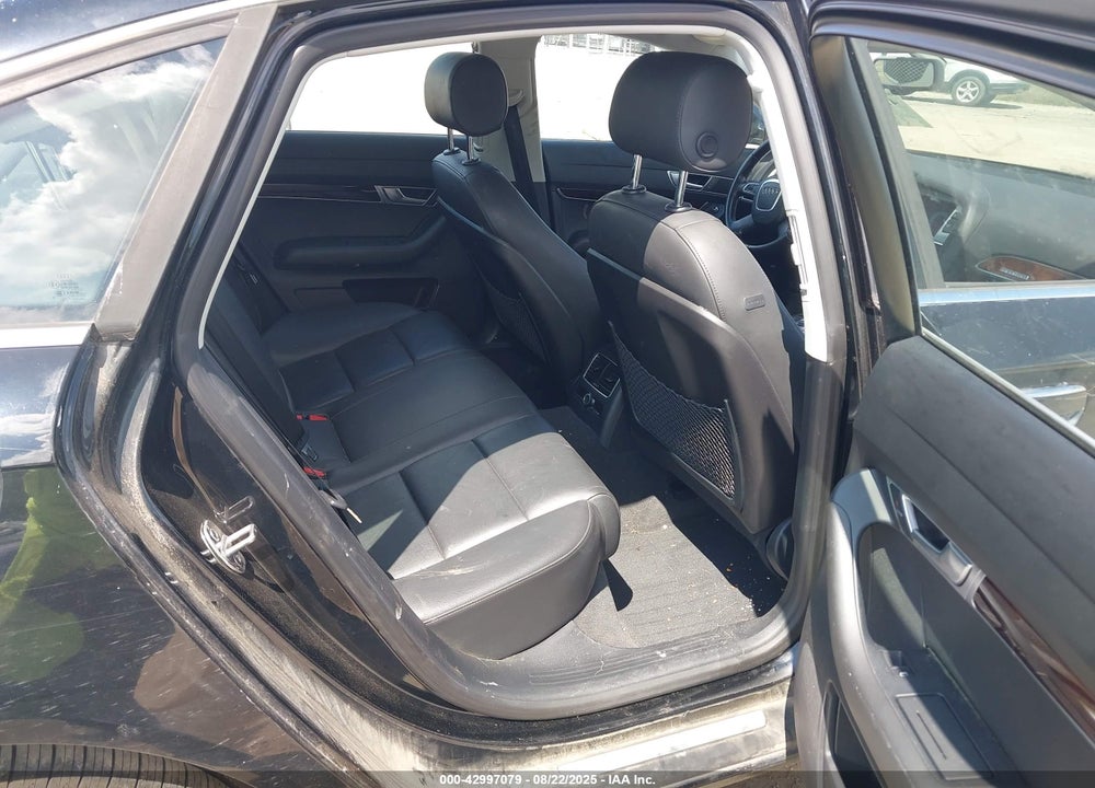 2010 AUDI A6 VIN: WAUFGAFBXAN063161