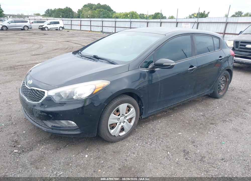 2016 KIA FORTE VIN: KNAFK5A84G5582586