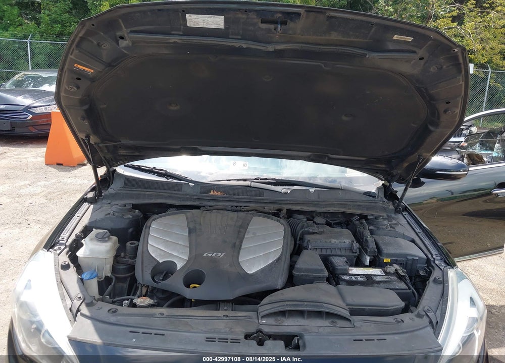 2014 KIA CADENZA VIN: KNALN4D77E5153558
