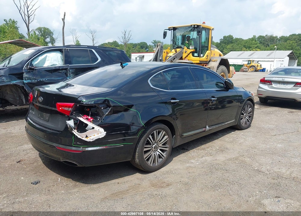 2014 KIA CADENZA VIN: KNALN4D77E5153558
