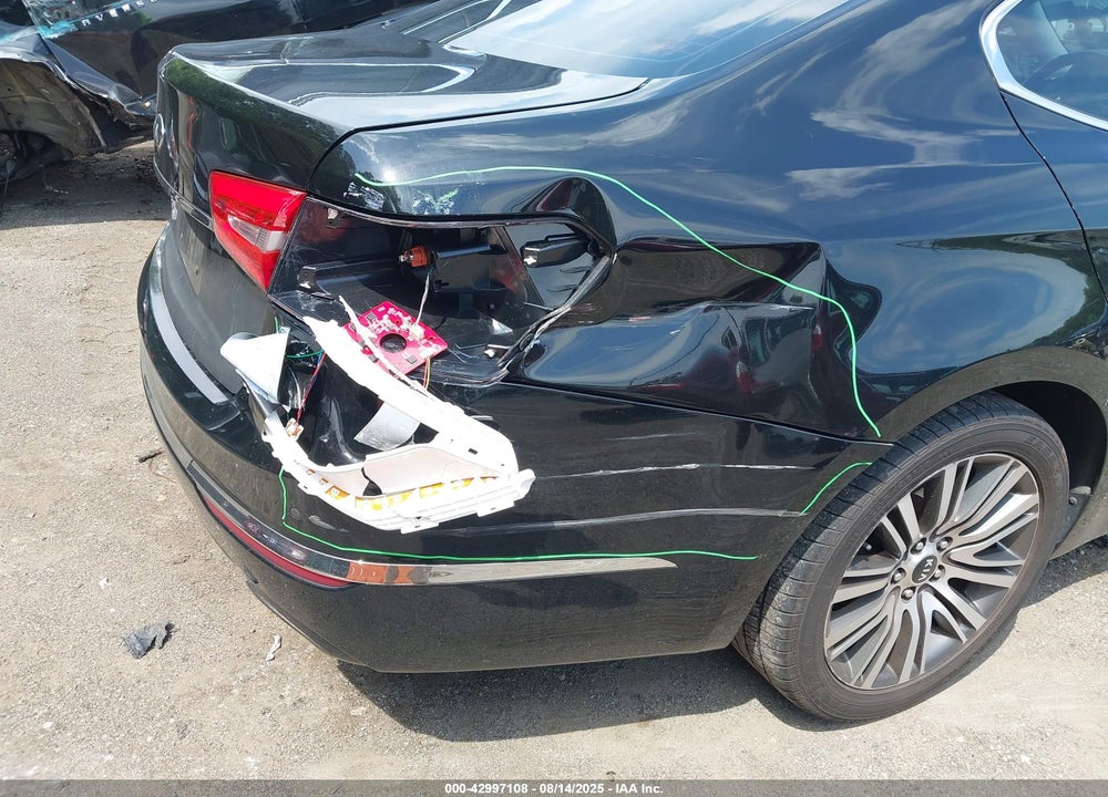 2014 KIA CADENZA VIN: KNALN4D77E5153558