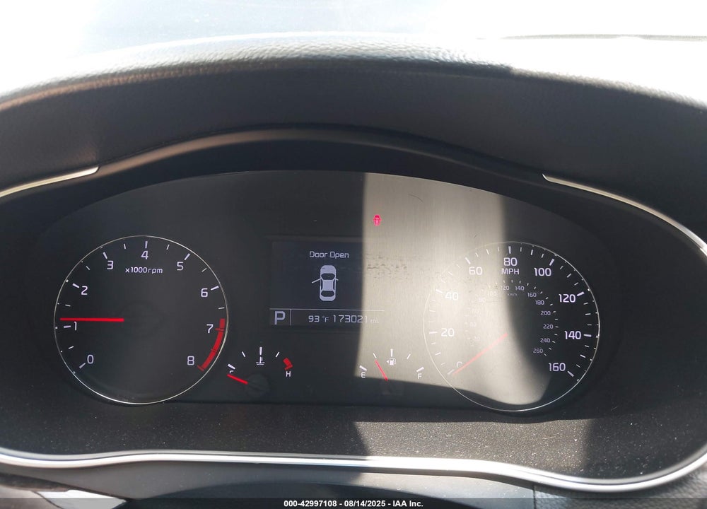 2014 KIA CADENZA VIN: KNALN4D77E5153558
