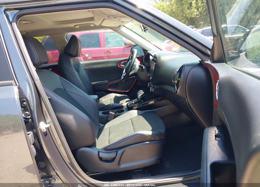 2023 KIA SOUL VIN: KNDJ53AU5P7891171